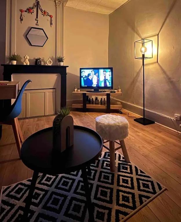 Cosy - 72m2 - Hyper Centre - Equipe Holiday home Langeac